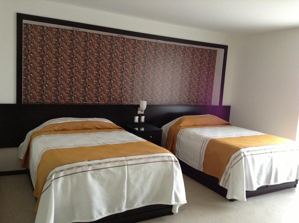 Los Faroles Hotel Uruapan (Michoacan) Eksteriør bilde