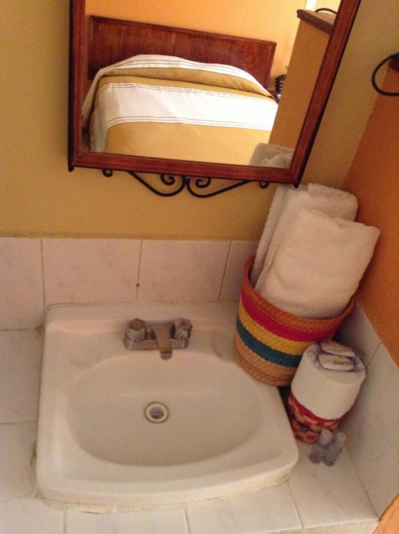 Los Faroles Hotel Uruapan (Michoacan) Rom bilde